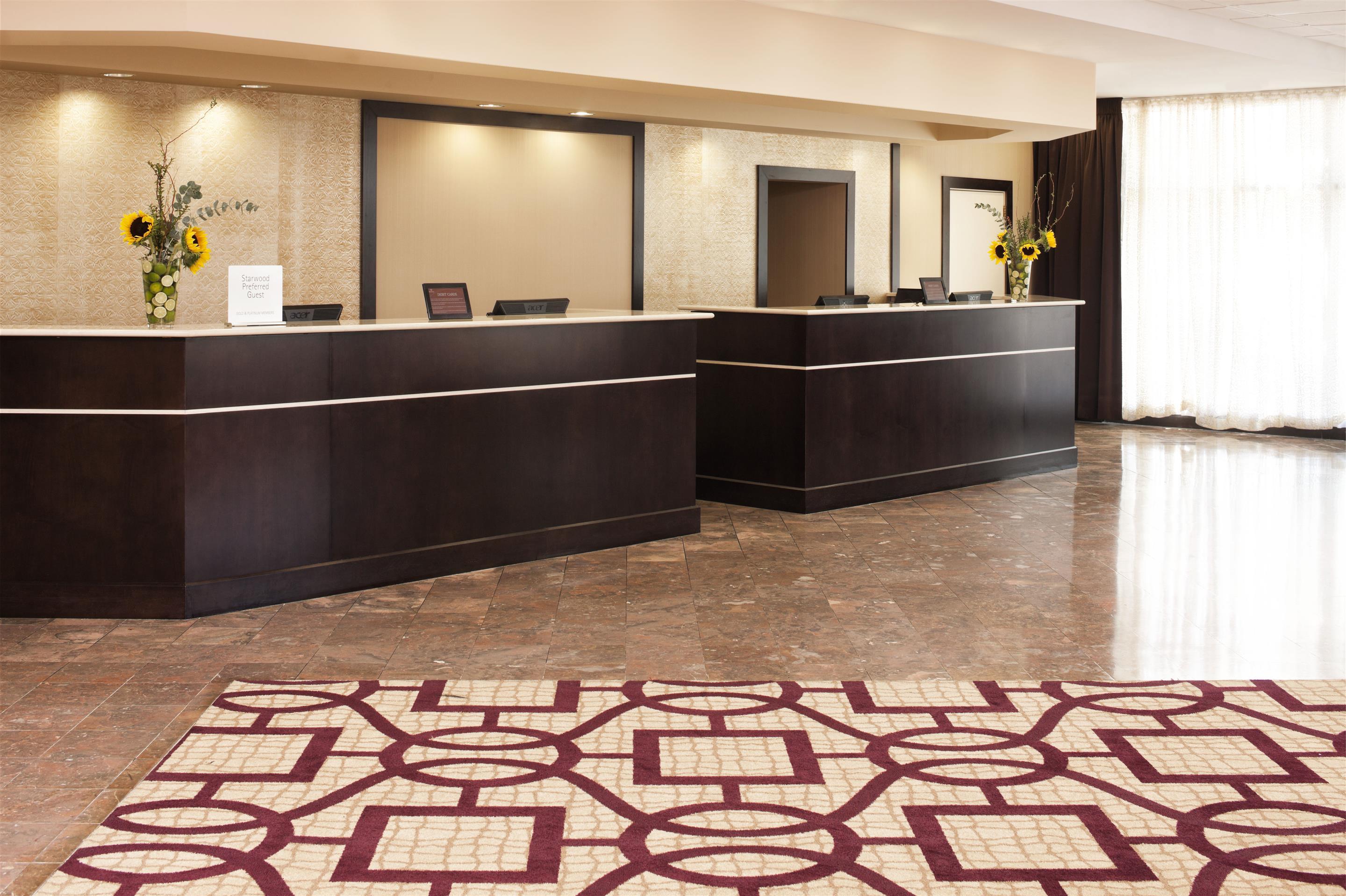 Sheraton Suites Chicago O'Hare Rosemont Exterior photo