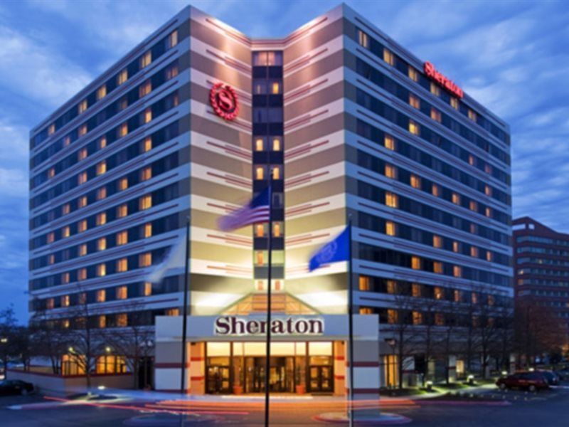 Sheraton Suites Chicago O'Hare Rosemont Exterior photo