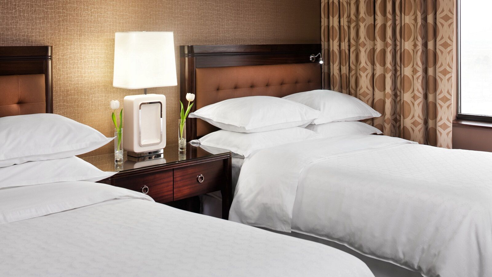 Sheraton Suites Chicago O'Hare Rosemont Exterior photo